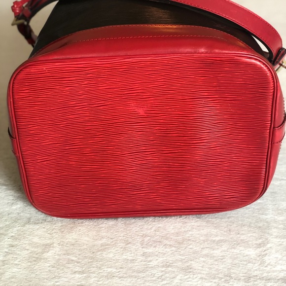 Louis Vuitton Epi Noe - Picture 2 of 9